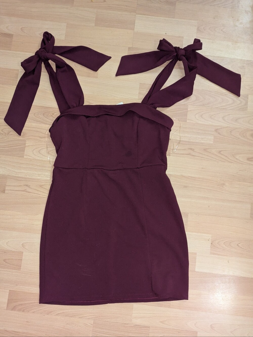 NWT Trixxi Burgandy Bow Strap Dress